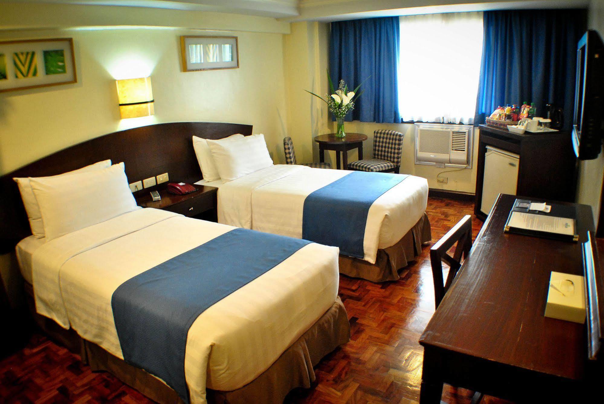 Fersal Hotel - Manila Ngoại thất bức ảnh